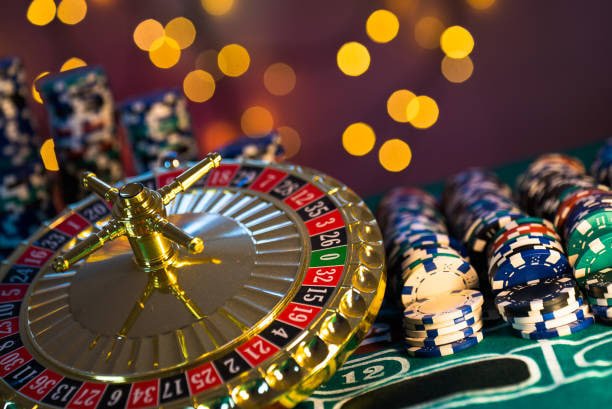 Tim profesional layanan pelanggan siap membantu pengguna game sports dan casino